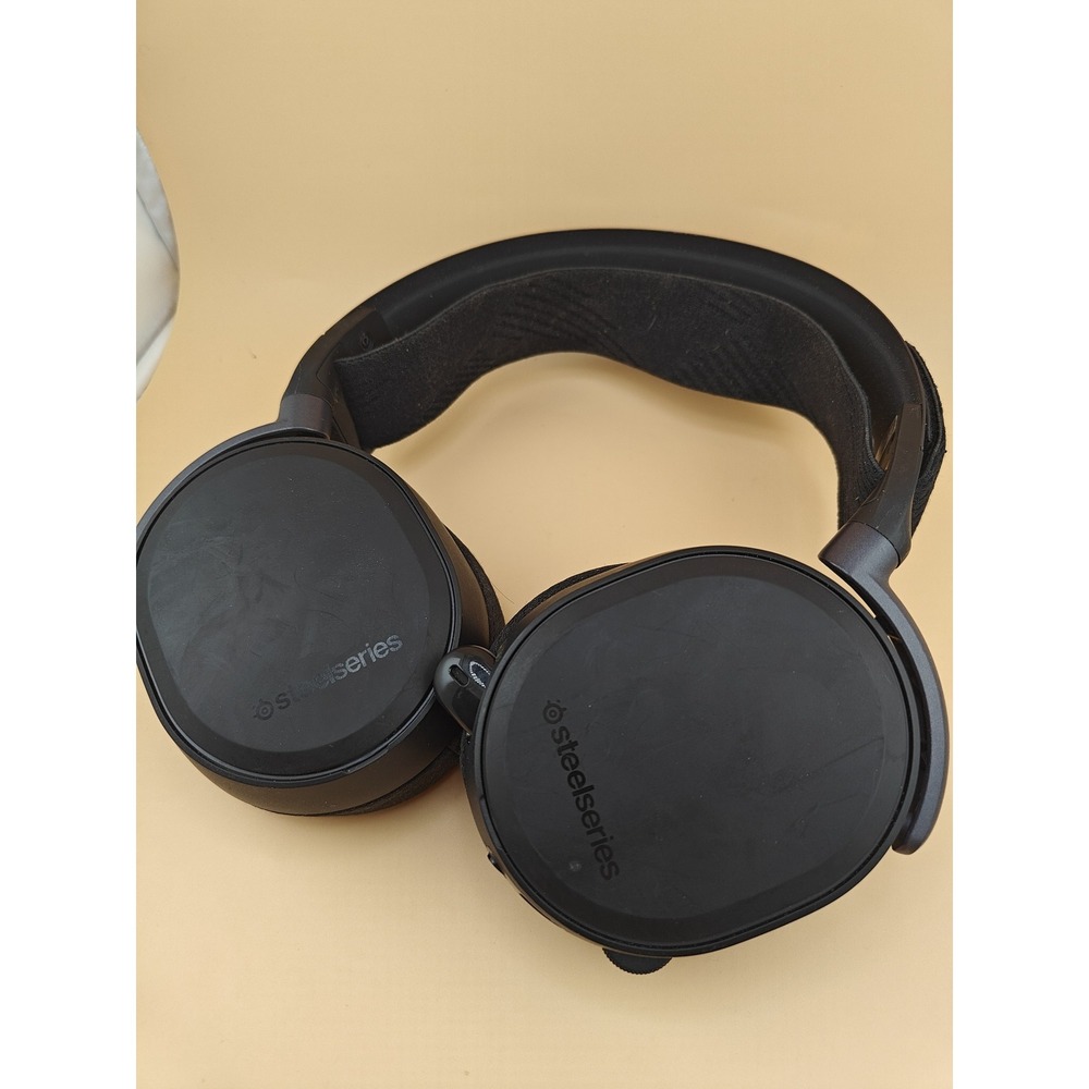 SteelSeries Arctis 3 Wired Gaming Headset Black Stereo Console Headphones